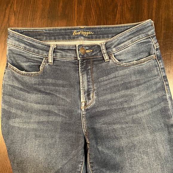 Bootlegger Skinny High Jeans - Picture 3 of 15